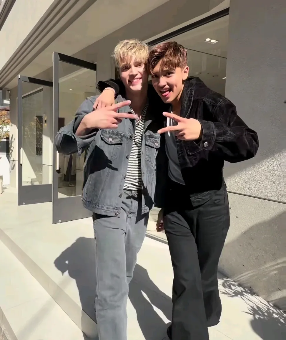 A moment captured by SANTOS BRAVOS's fan