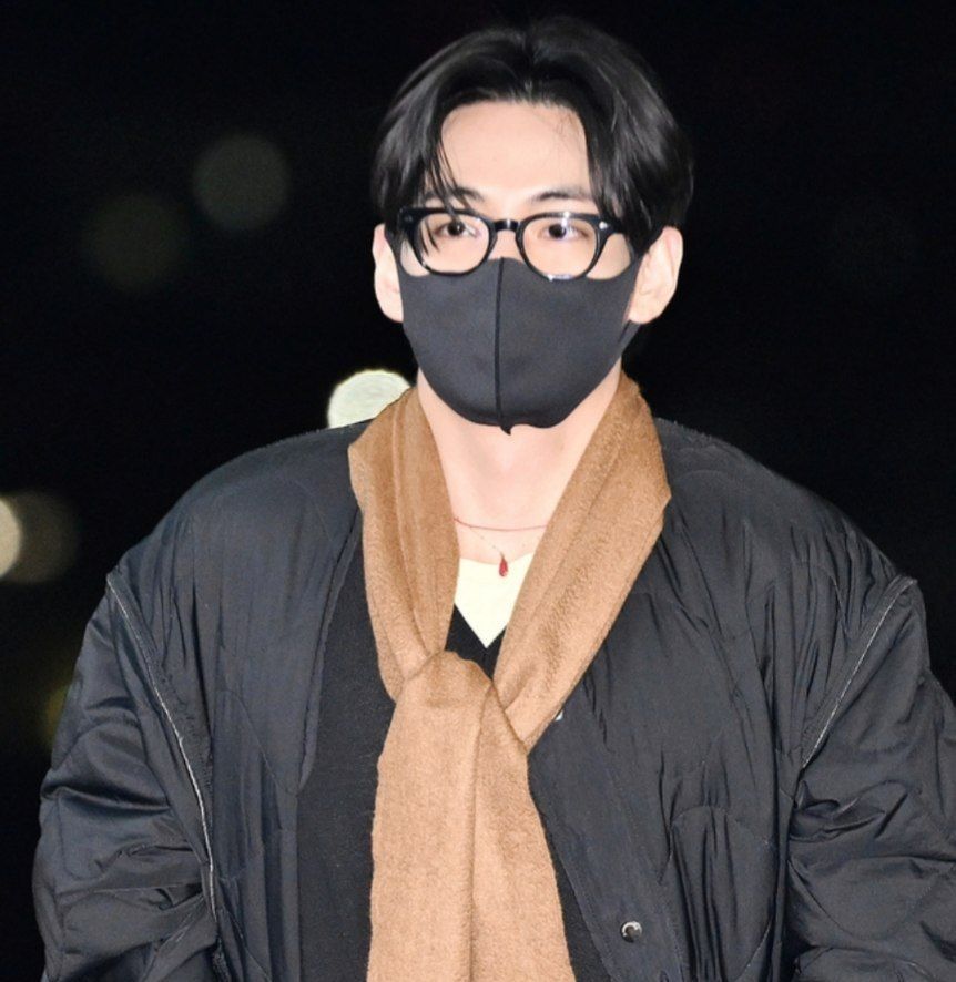 A moment captured by V (BTS)'s fan