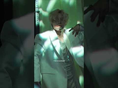 Behind-the-scenes cut of Taemin (SHINee)