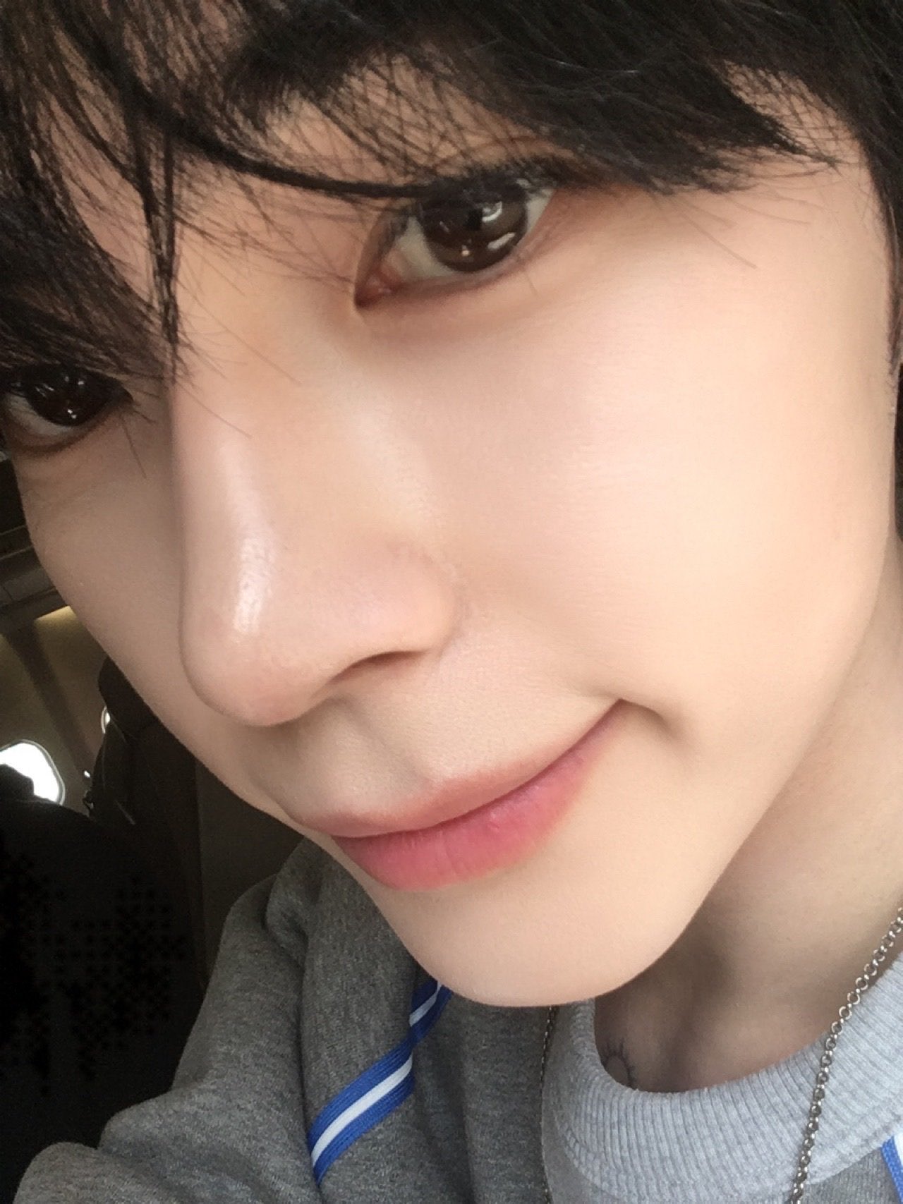 Latest photo of Sung Hanbin (ZEROBASEONE)