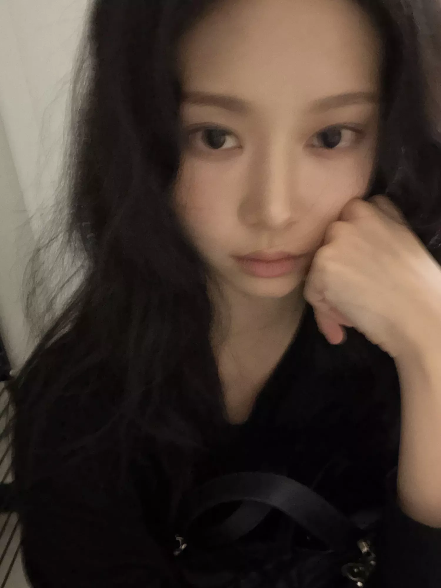 A moment captured by Kim Minju's fan