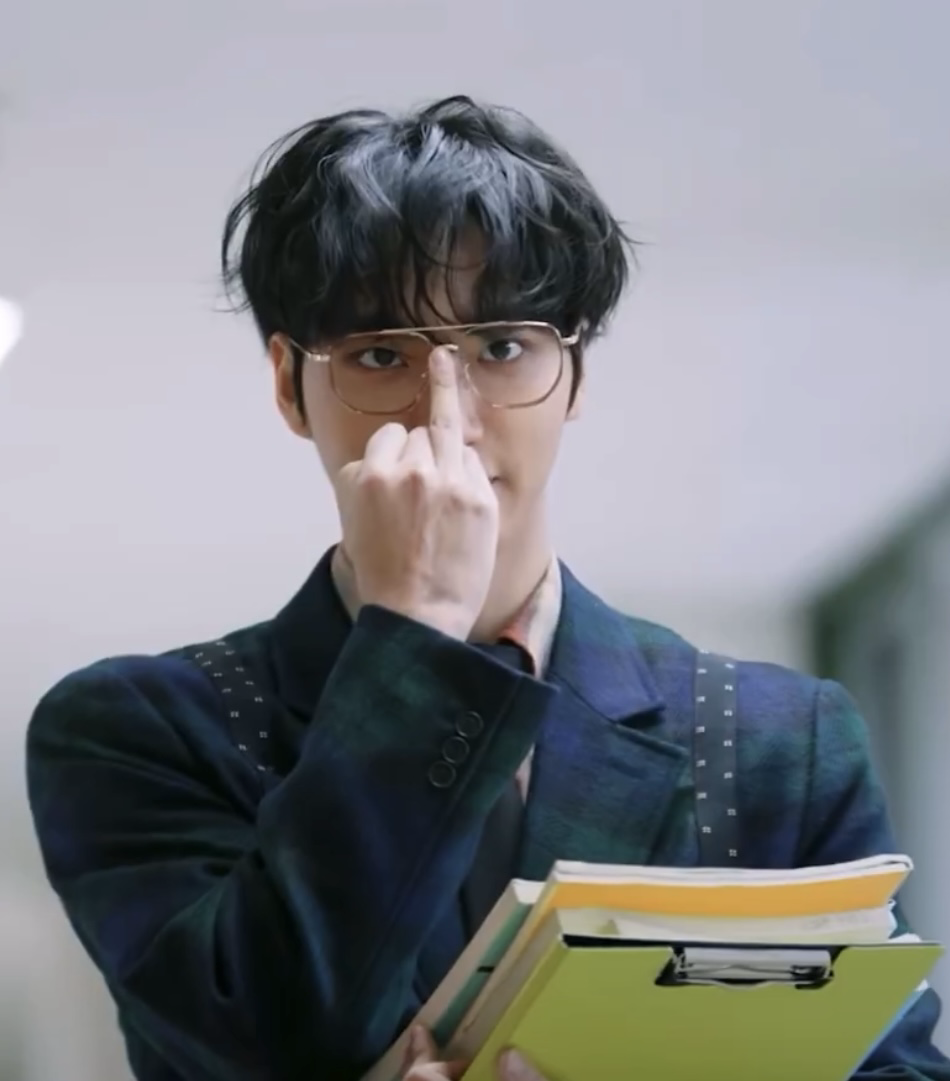 Behind-the-scenes cut of Seonghwa (ATEEZ)