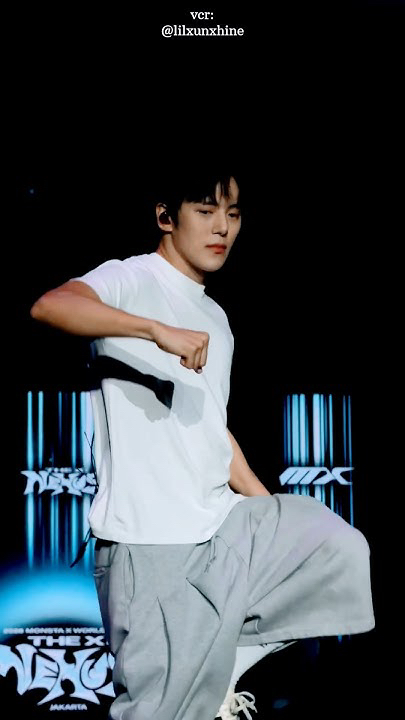 A moment captured by Minhyuk (MONSTA X)'s fan