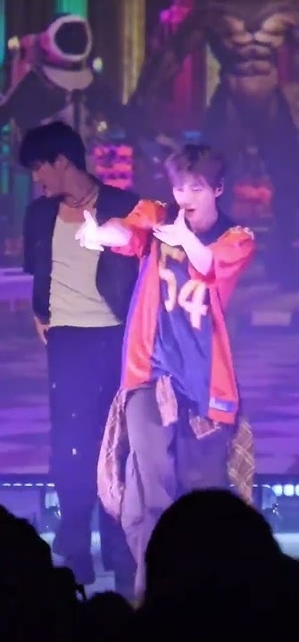 강다니엘의 비하인드 컷