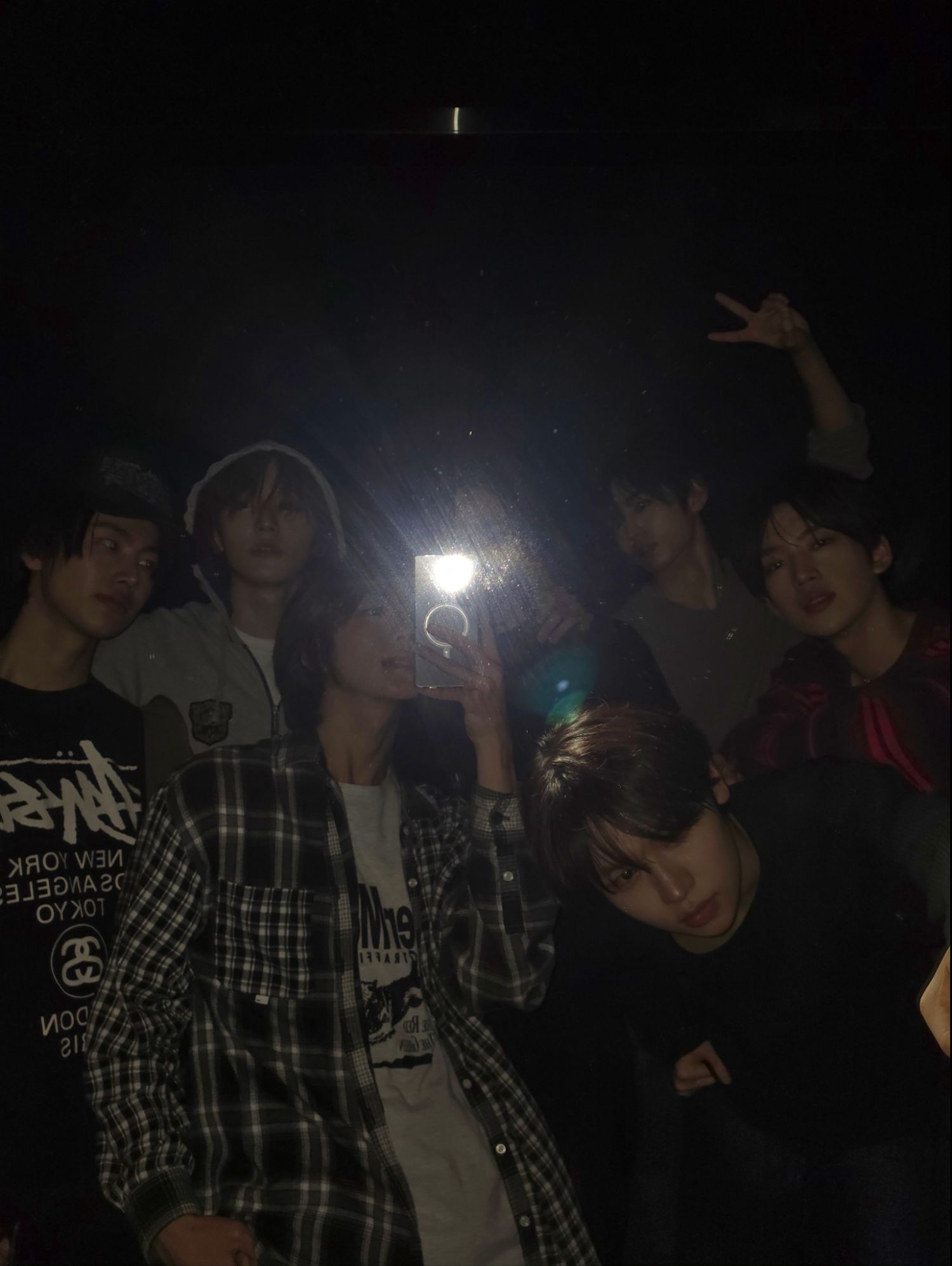 Behind-the-scenes cut of IDID