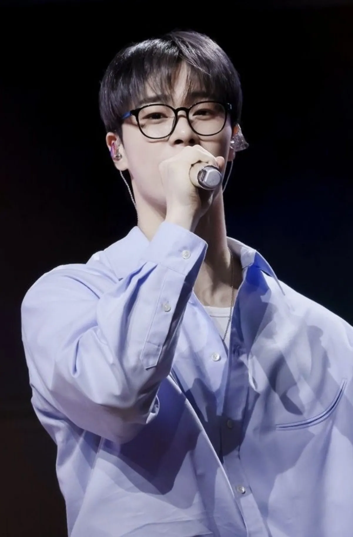Behind-the-scenes cut of Moonbin (ASTRO)