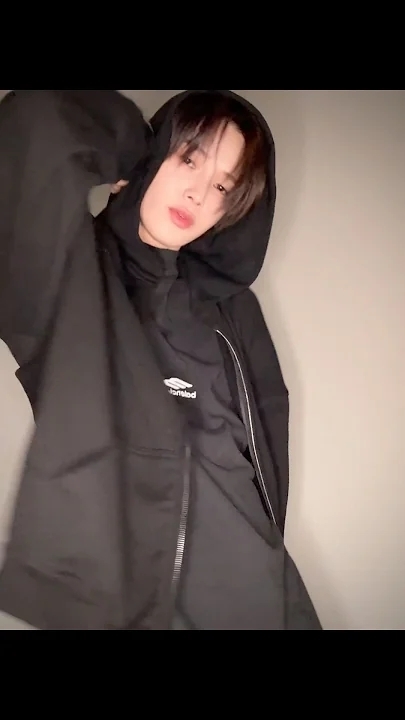 K (&TEAM)的最新活動照片