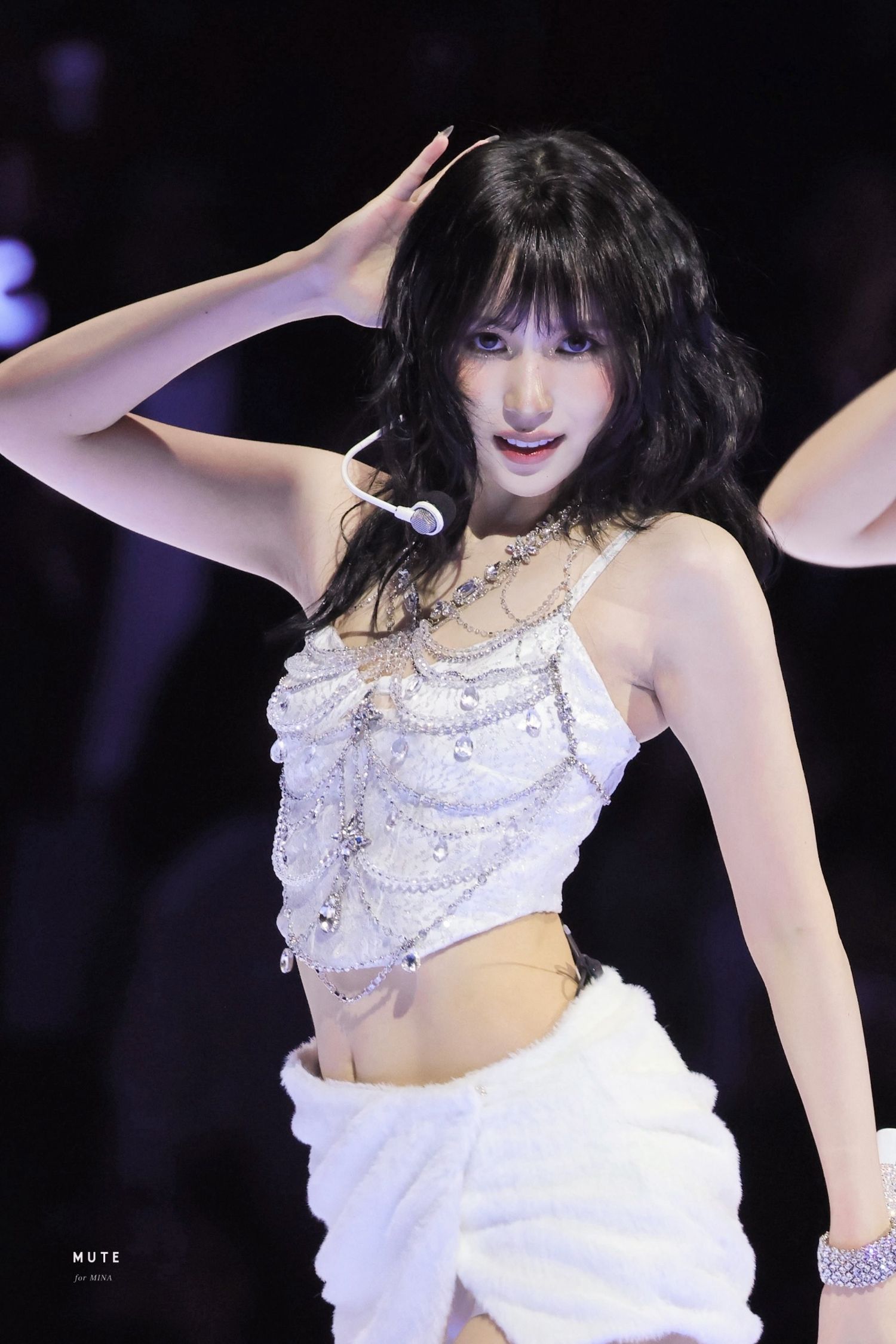 Behind-the-scenes cut of Mina (TWICE)