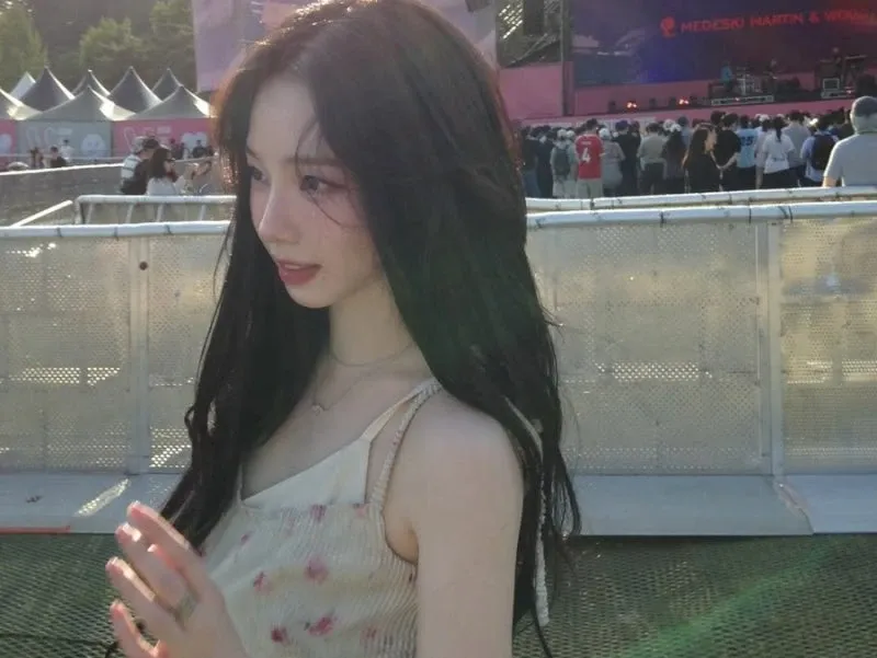 Latest photo of Karina (aespa)