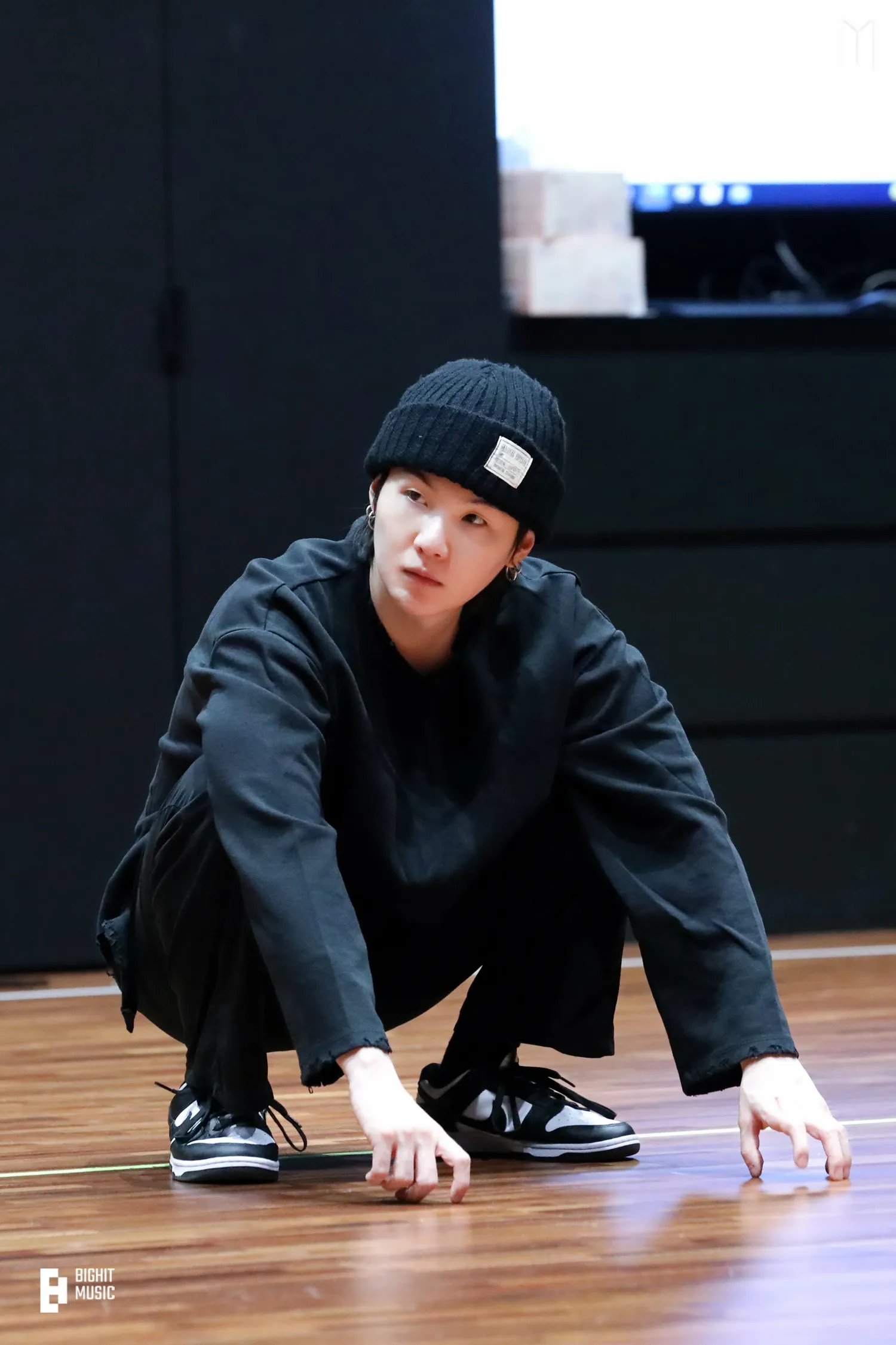 Foto terbaru SUGA (BTS)