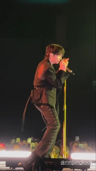 Fandom-recommended wallpaper image of Jungkook (BTS)