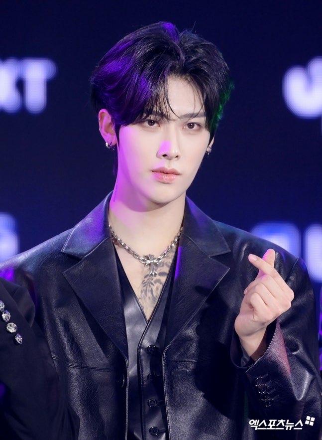 Foto aktivitas terbaru Ricky (ZEROBASEONE)