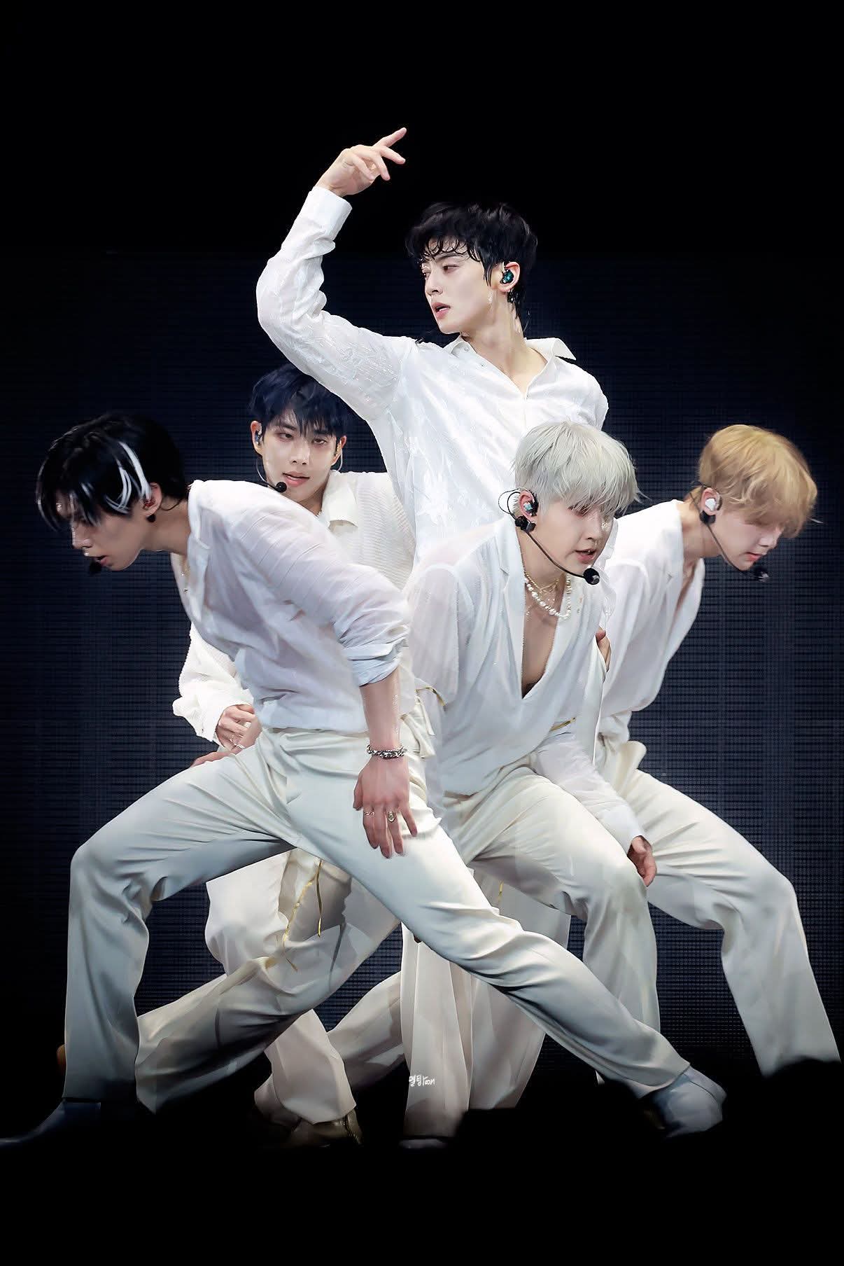 Behind-the-scenes cut of ASTRO