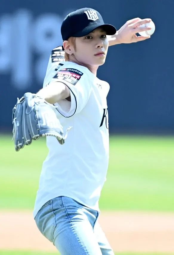 太顯 (TOMORROW X TOGETHER)的最新活動照片