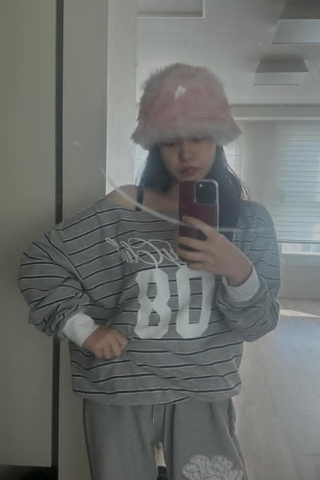 Recent activity shot of Yeri (Red Velvet)