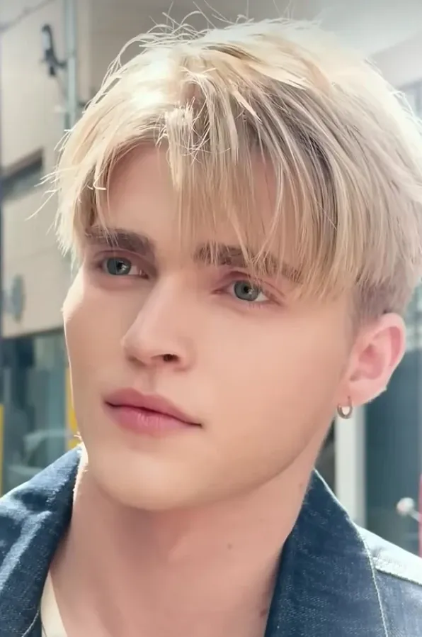 Latest photo of Gabi (SANTOS BRAVOS)