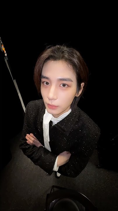 A moment captured by Leehan (BOYNEXTDOOR)'s fan