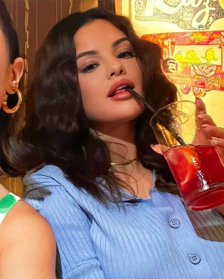 Latest photo of Selena Gomez