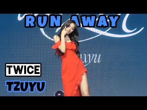 모모 (TWICE)의 비하인드 컷