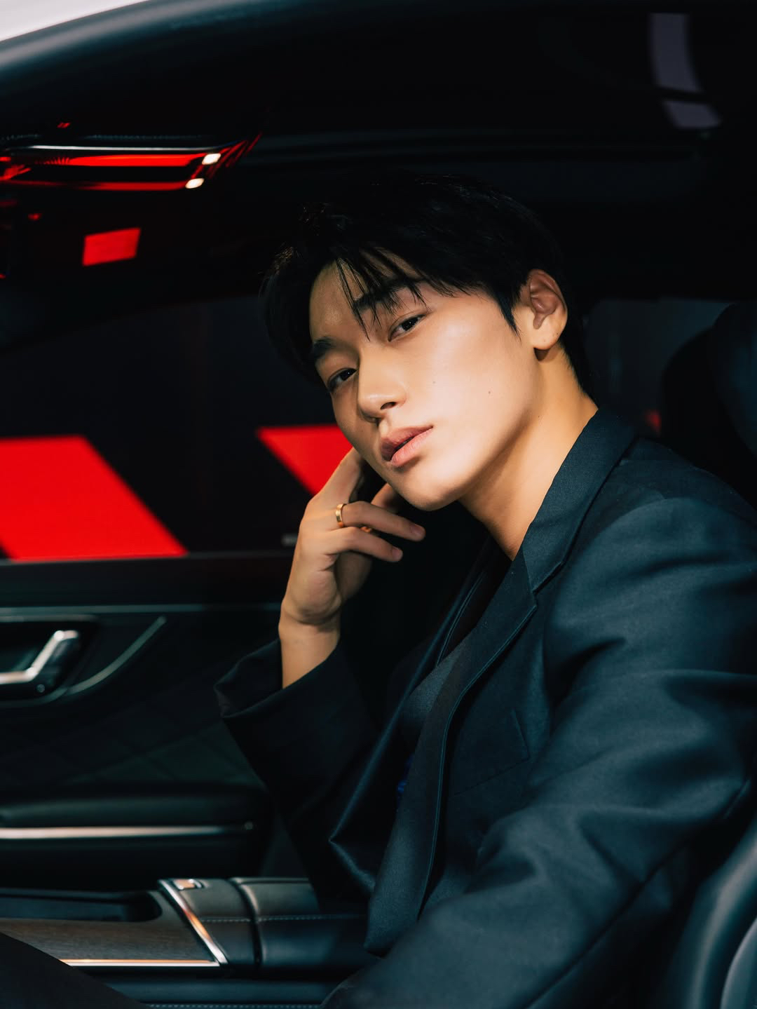 A moment captured by San (ATEEZ)'s fan