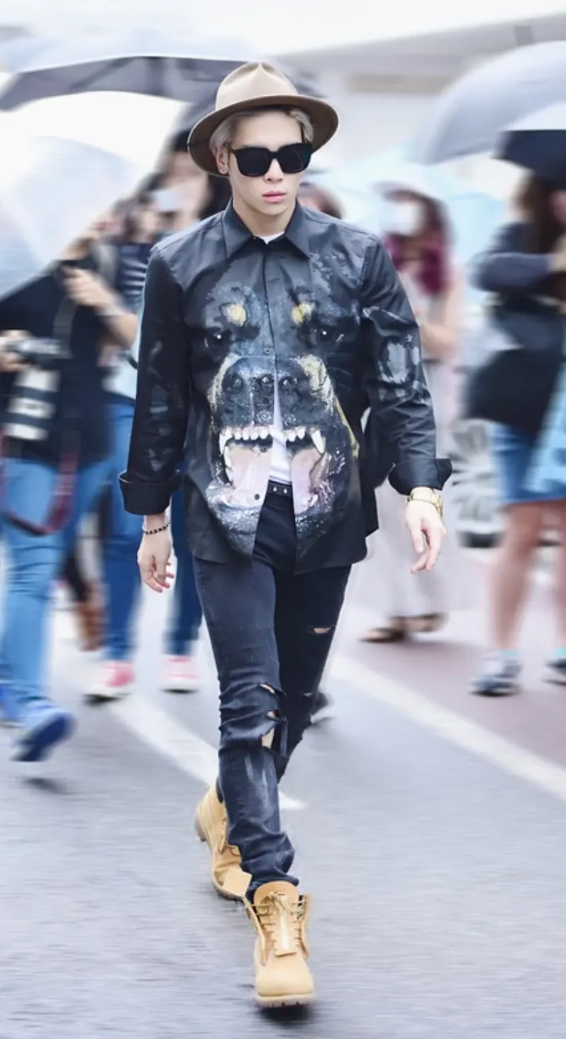 Behind-the-scenes cut of Jonghyun (SHINee)