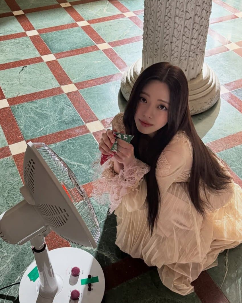 ユナ (ITZY)の最新写真