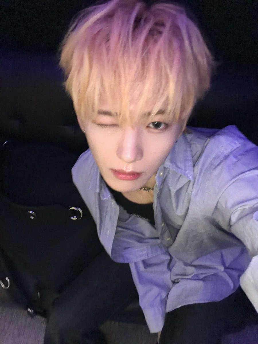 A moment captured by Xikers's fan