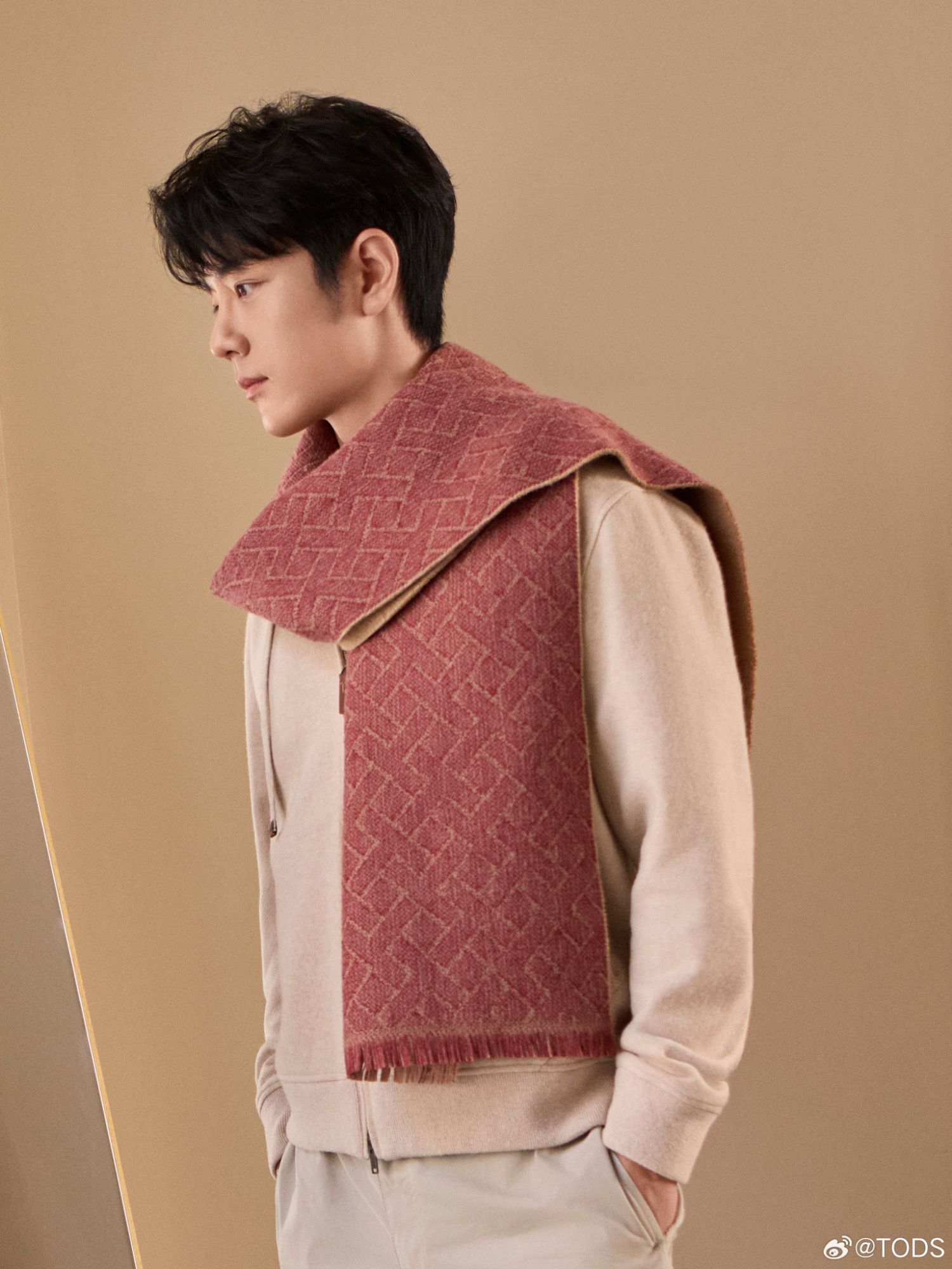 Behind-the-scenes cut of Xiao Zhan