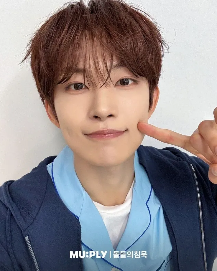 Latest photo of Kim Geonwoo (ALPHA DRIVE ONE)