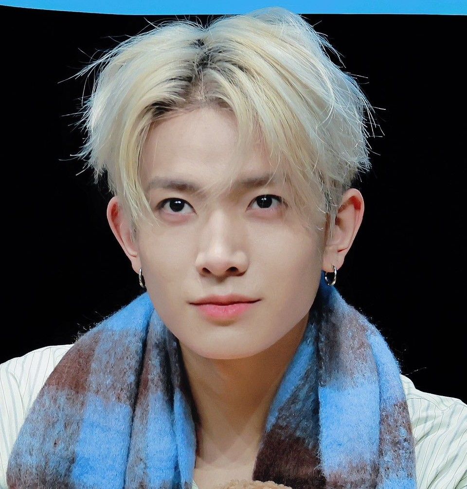 羲承 (ENHYPEN)的最新照片