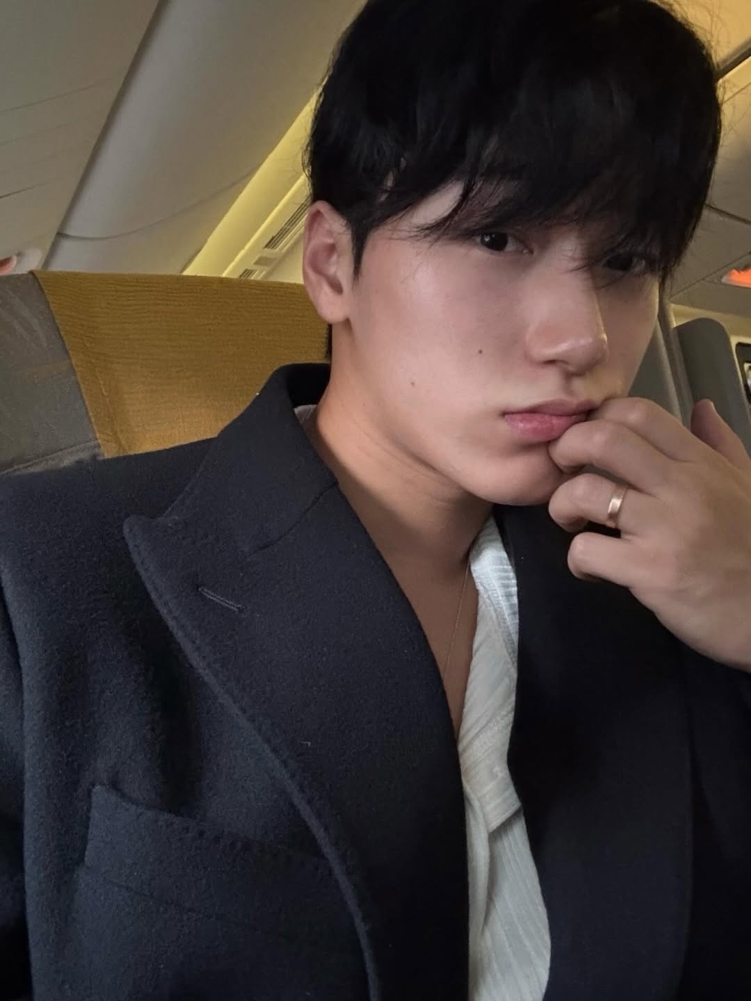 Behind-the-scenes cut of San (ATEEZ)