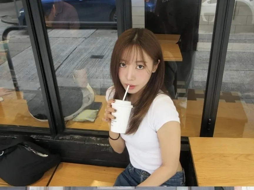 Latest photo of Kim Namjoo (Apink)