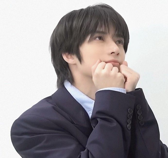 杋圭 (TOMORROW X TOGETHER)的最新照片