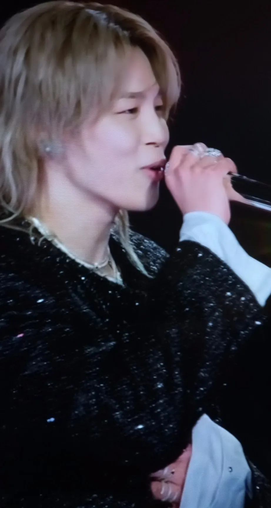 Today's most popular wallpaper in the Jimin (BTS) community