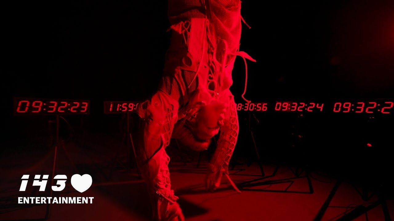 Recent activity shot of BOBBY (iKON)