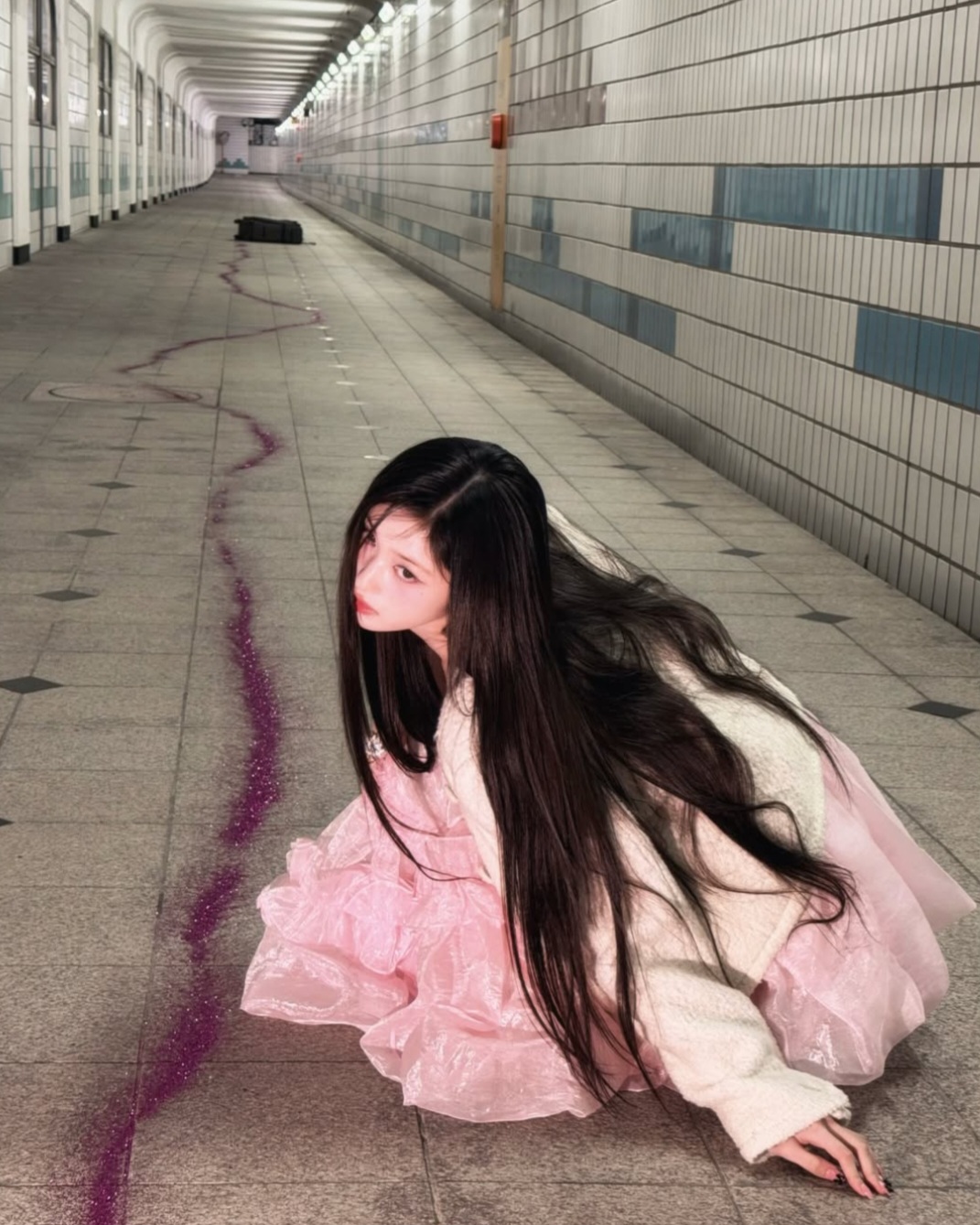 Behind-the-scenes cut of IVE