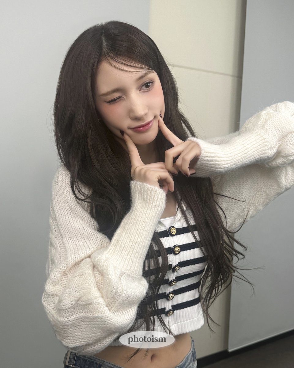 A moment captured by Kep1er's fan