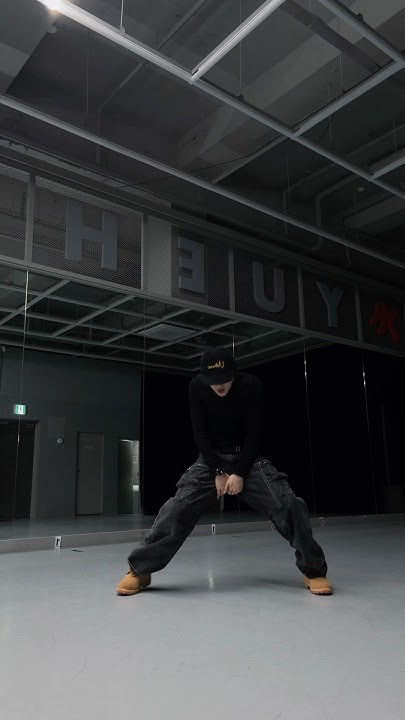 Behind-the-scenes cut of Hanbin (TEMPEST)