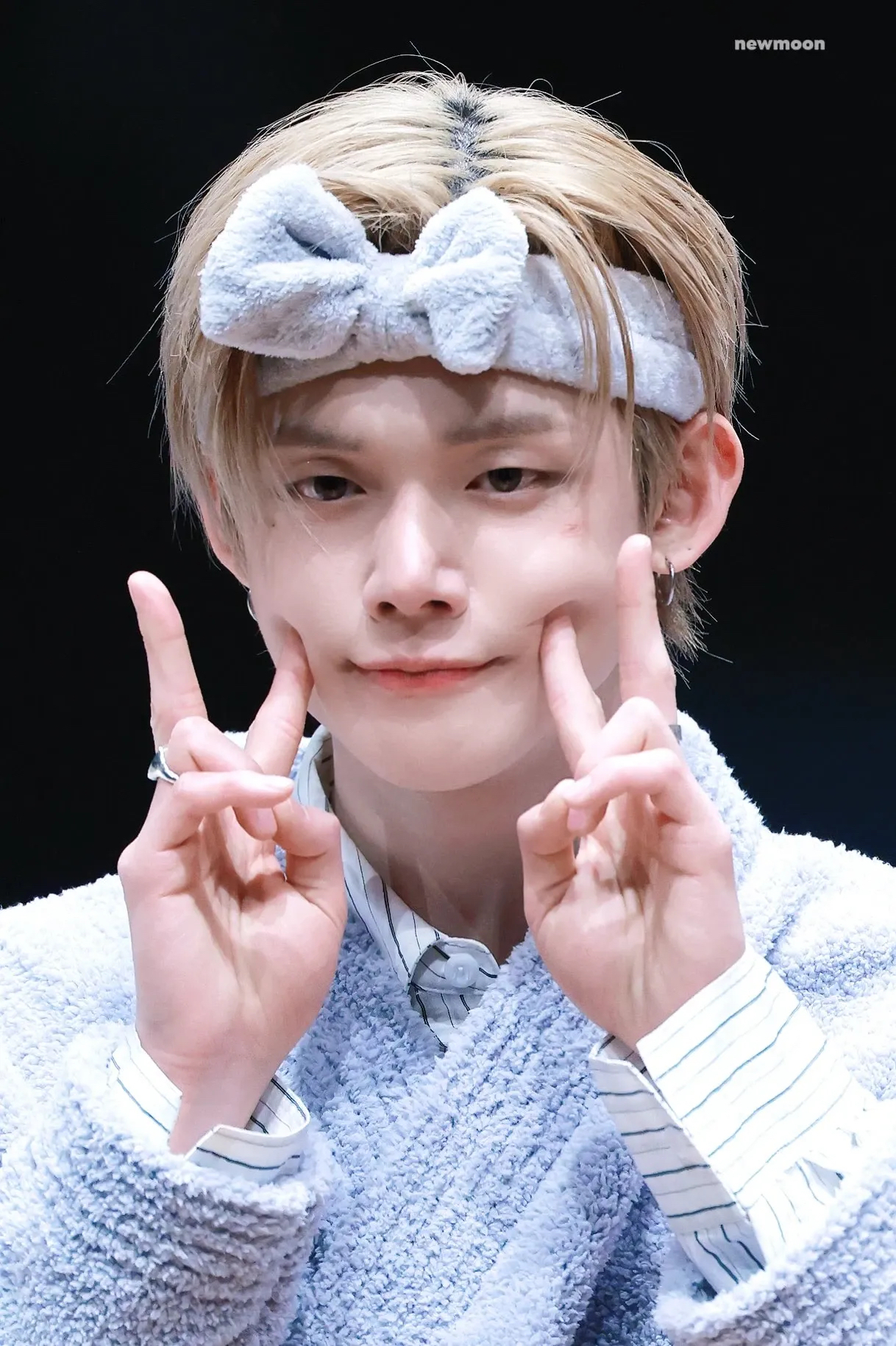 Foto aktivitas terbaru Yeonjun (TOMORROW X TOGETHER)