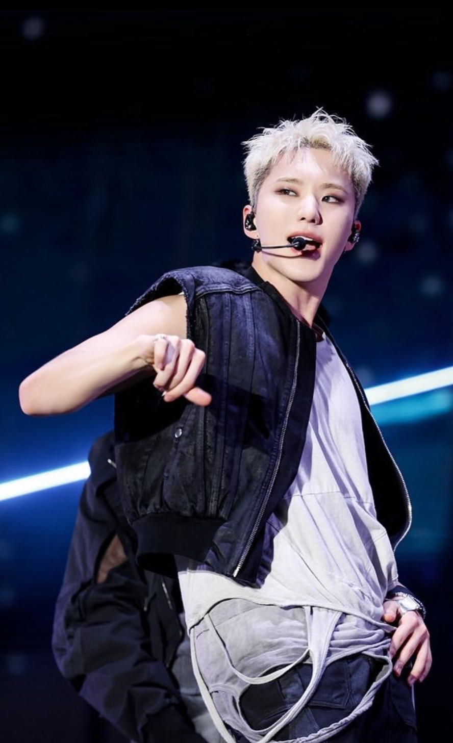 Recent activity shot of Hoshi (SEVENTEEN)