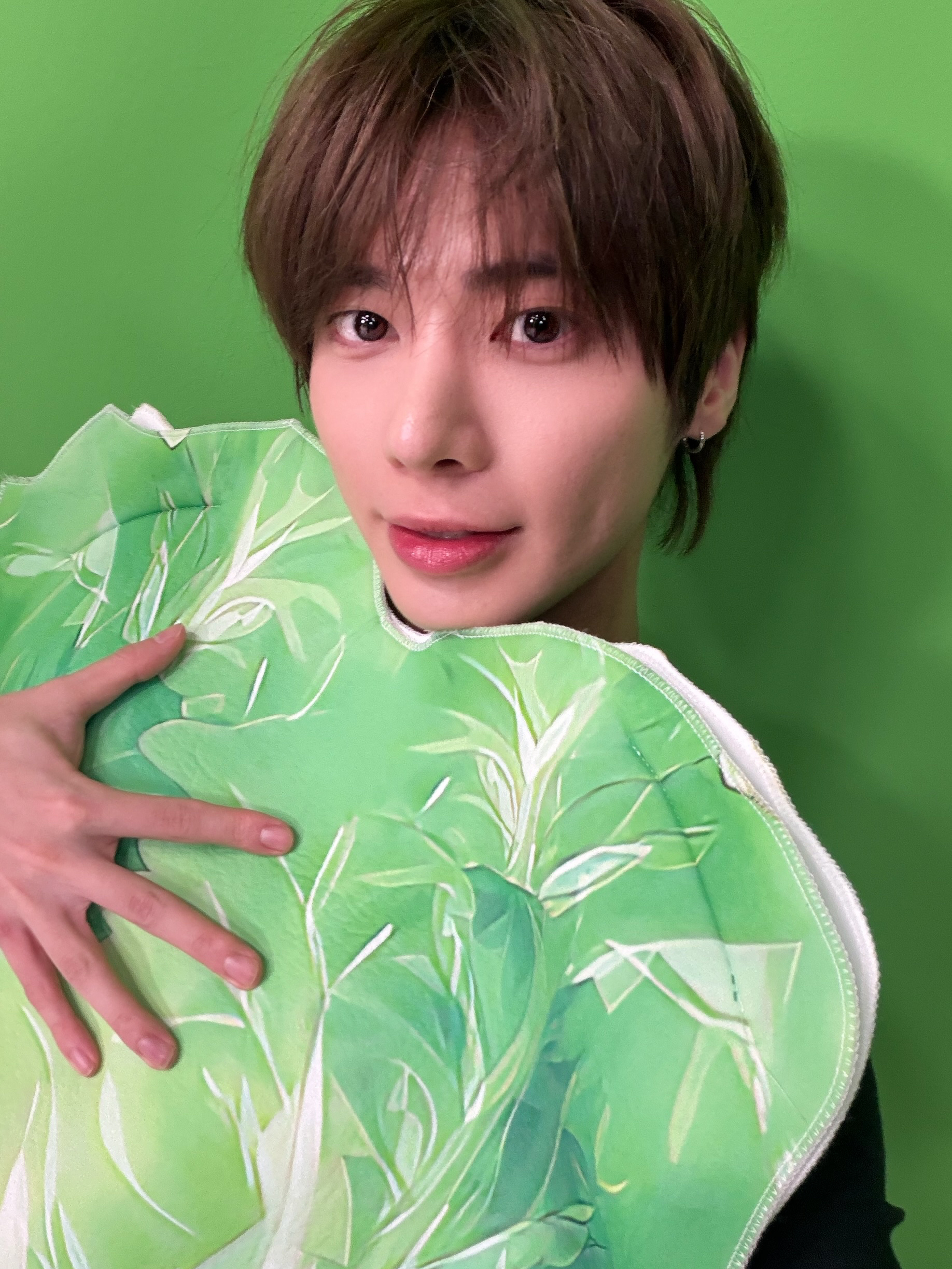 투모로우바이투게더의 비하인드 컷