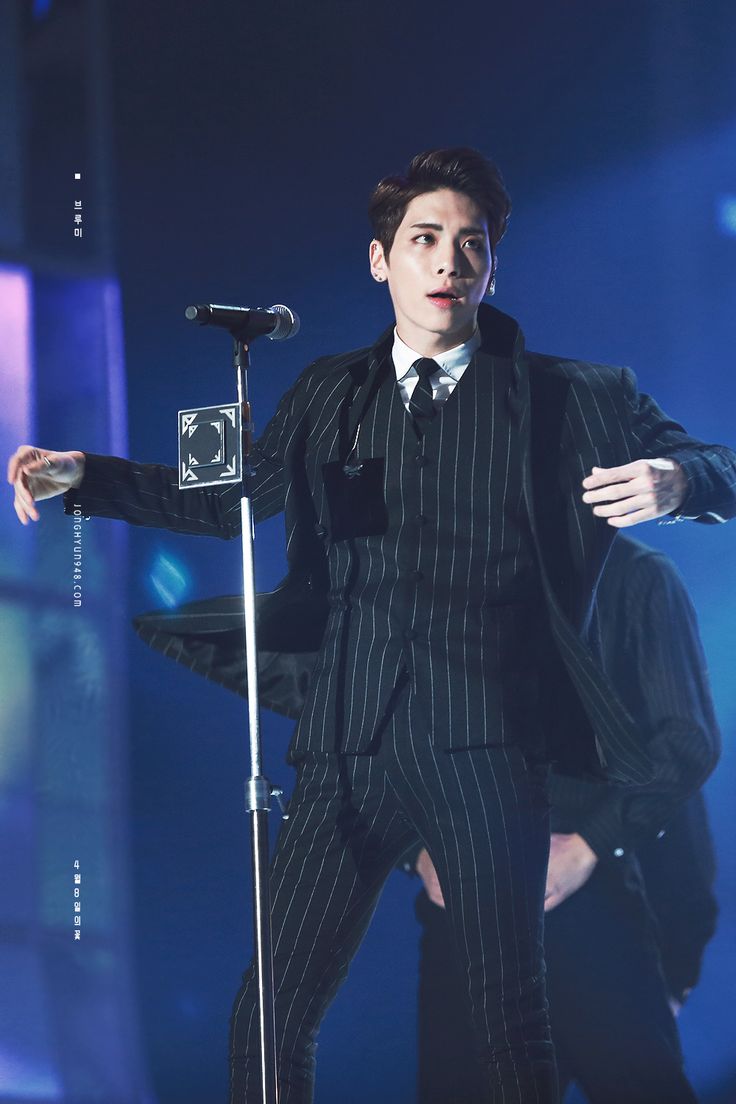 Latest photo of Jonghyun (SHINee)