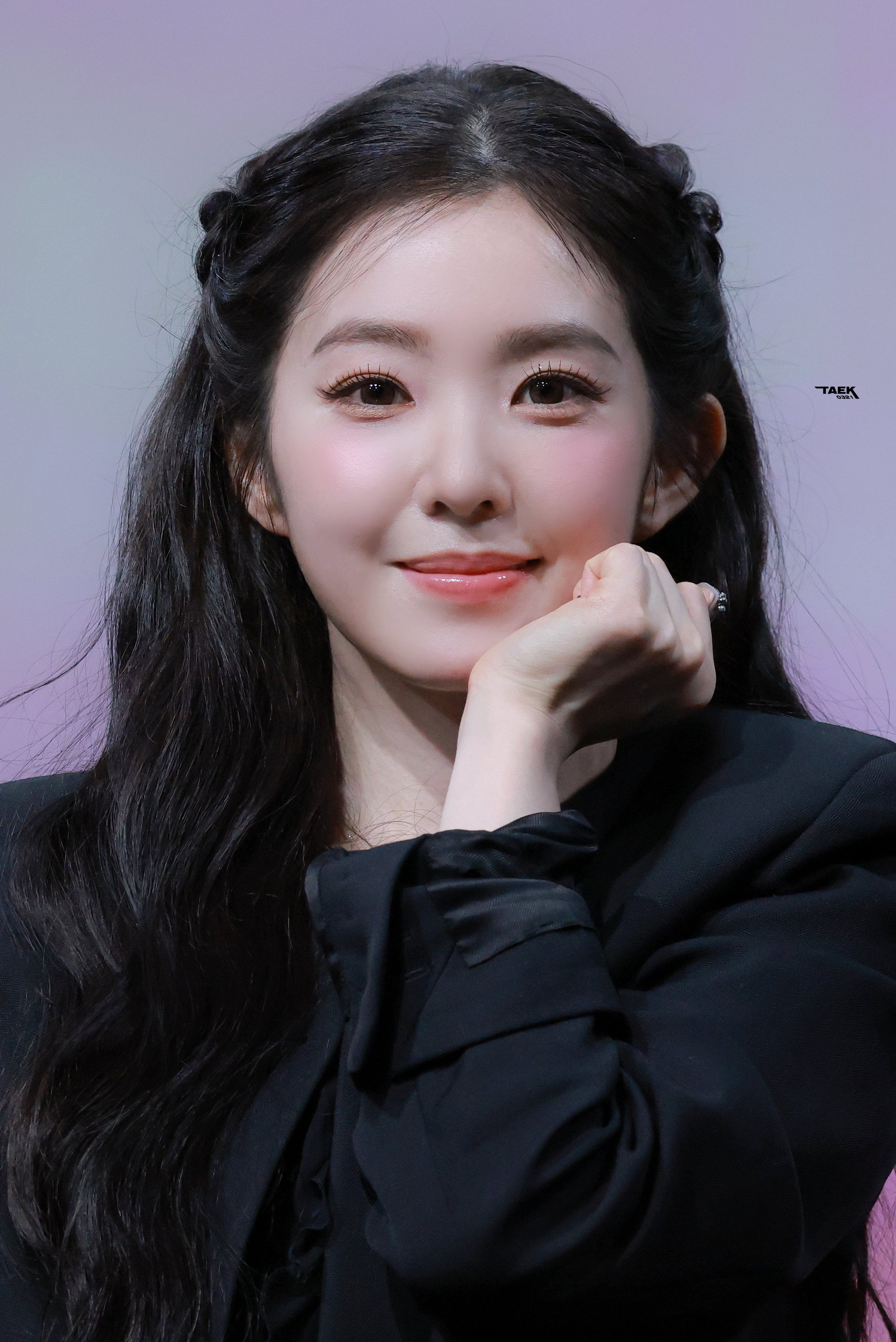 Latest photo of Irene (Red Velvet)