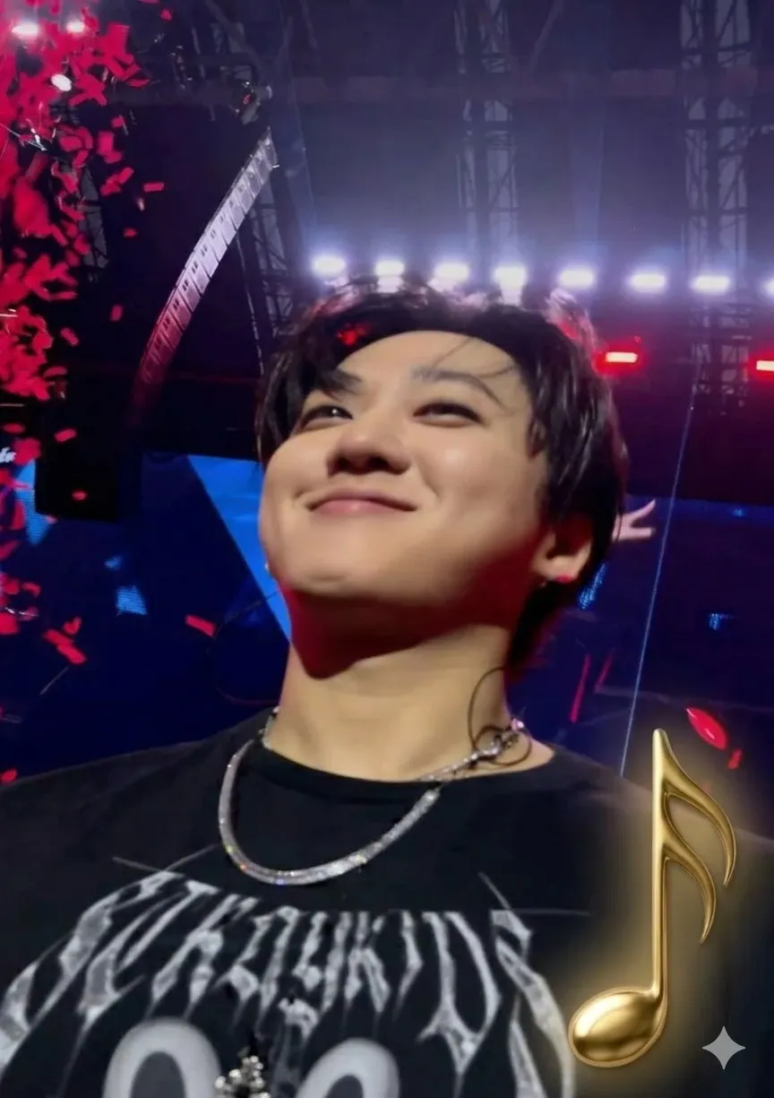 Latest photo of Changbin (Stray Kids)