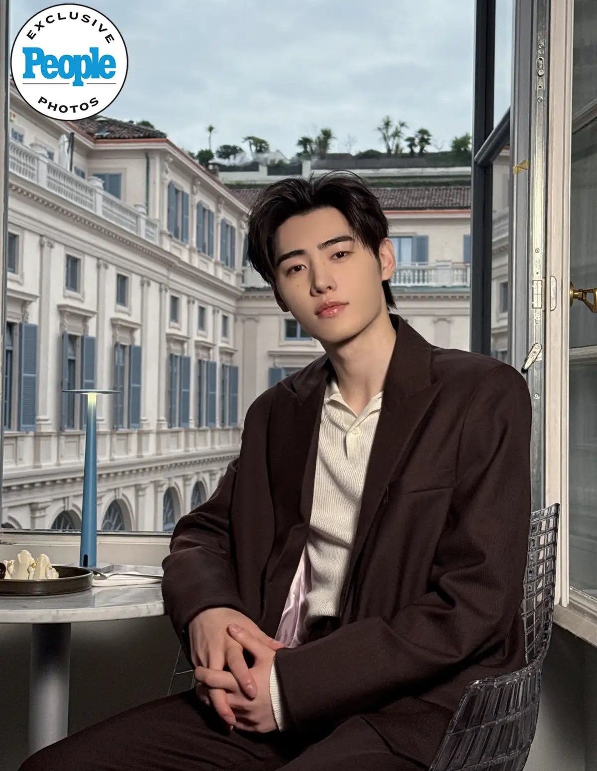 Foto aktivitas terbaru Sunghoon (ENHYPEN)