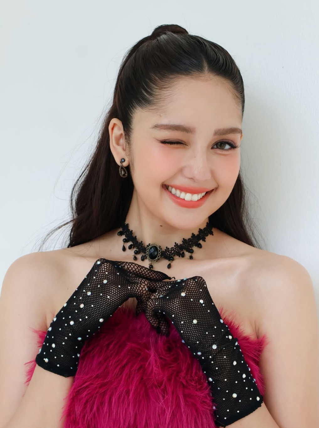 Behind-the-scenes cut of Chanty (Lapillus)