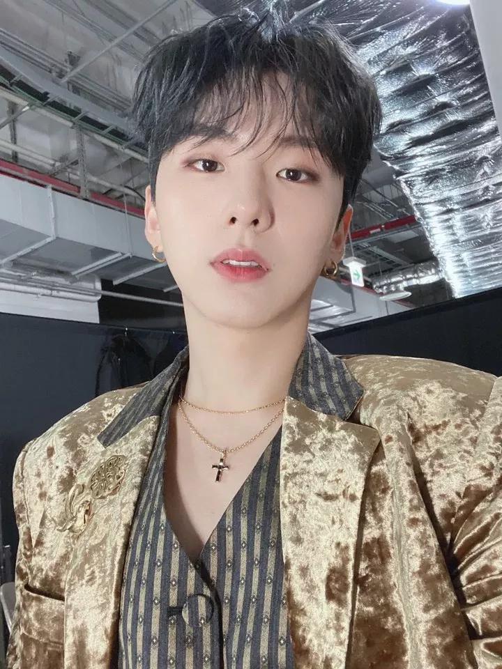 기현 (몬스타엑스)의 비하인드 컷