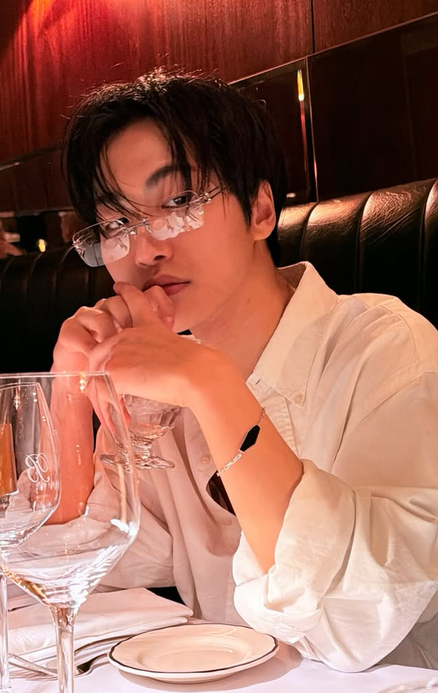 Latest photo of Seonghwa (ATEEZ)