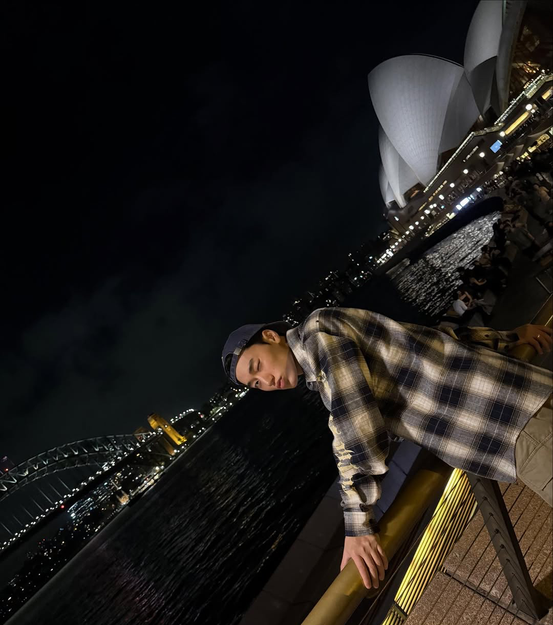 崔傘 (ATEEZ)的最新活動照片