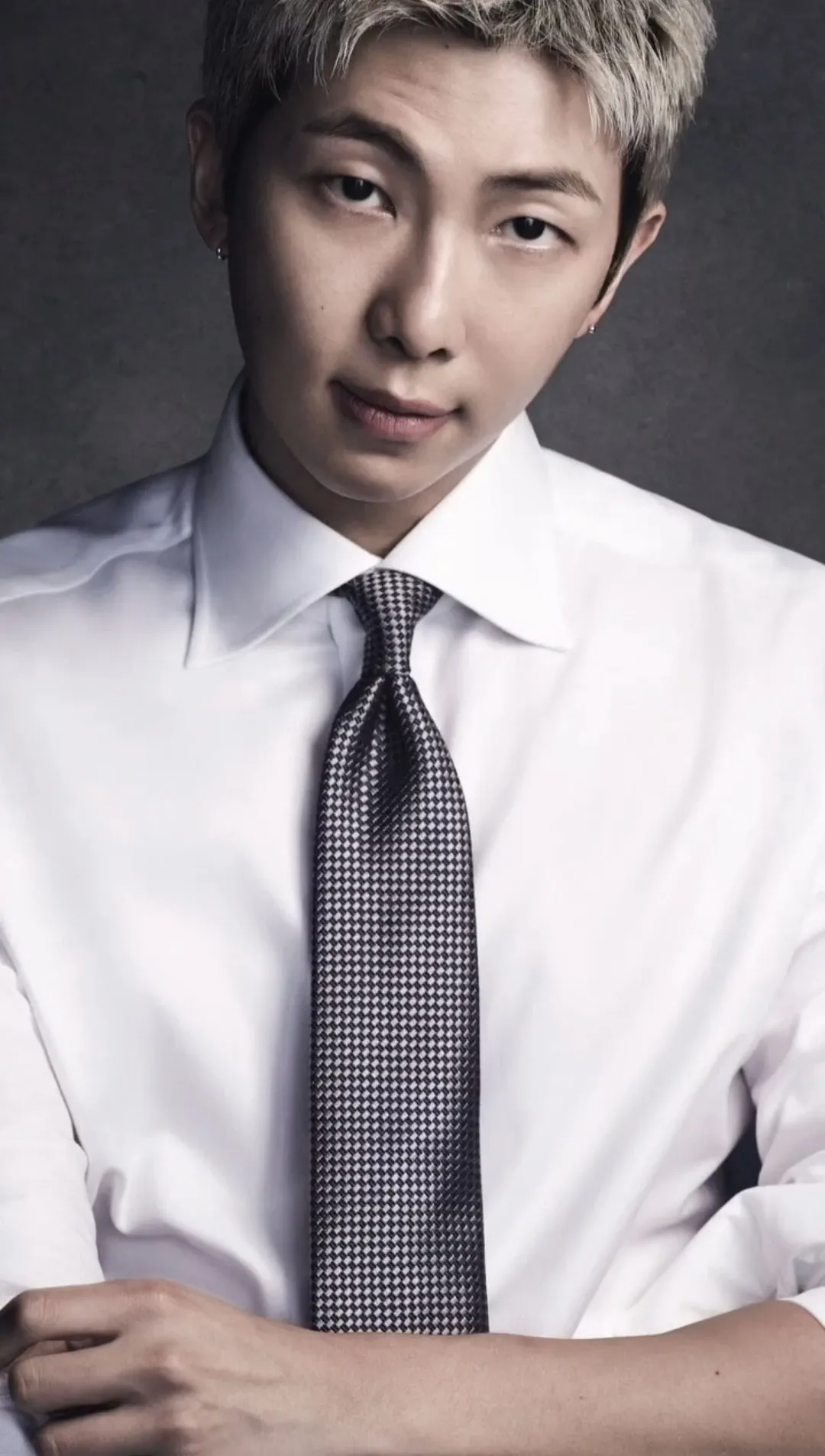 Today's most popular wallpaper in the BTS community